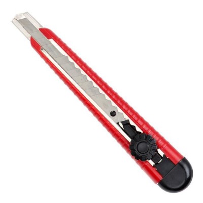 Нож сегментный 9мм, металлическая направляющая, винтовая фиксация Intertool HT-0511