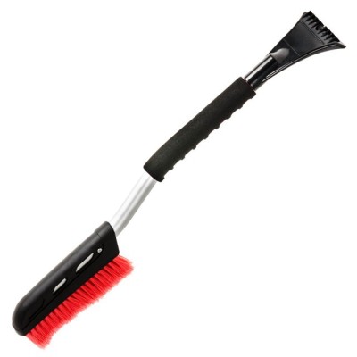 Щетка со скребком 66см Intertool AT-0117