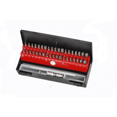3/8" и 1/2" Набор бит 6-гр., Torx, Spline 40 пр. пластиковый кейс FORCE 4401C 3/8" и 1/2" Набор бит 6-гр., Torx, Spline 40 пр. пластиковый кейс FORCE 4401C